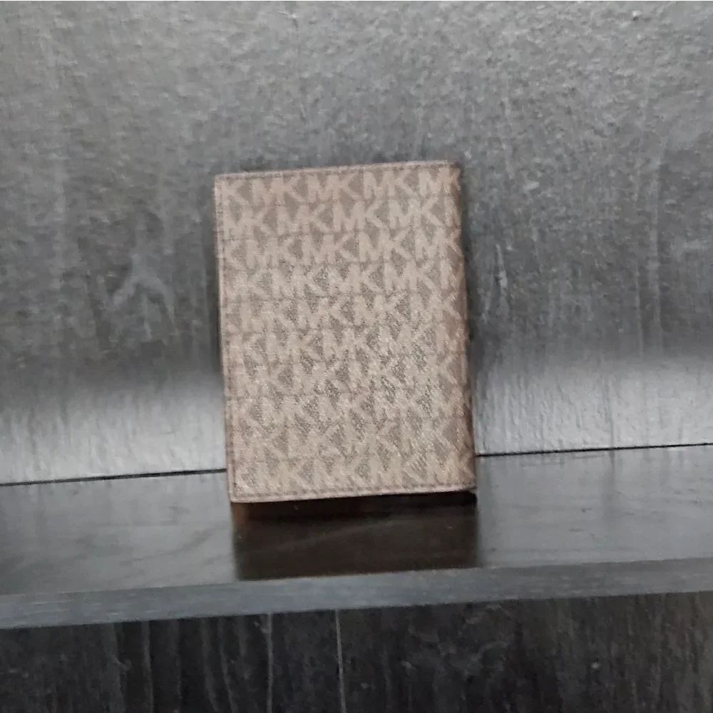 Michael Kors Brown Monogram Wallet - Picture 2 of 4